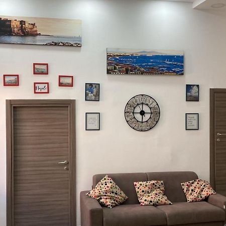 Ginevra'S Apartment Naples Luaran gambar