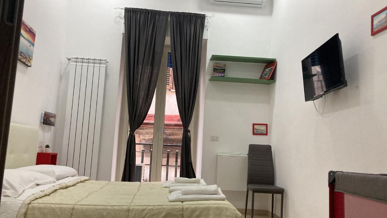 Ginevra'S Apartment Naples Luaran gambar