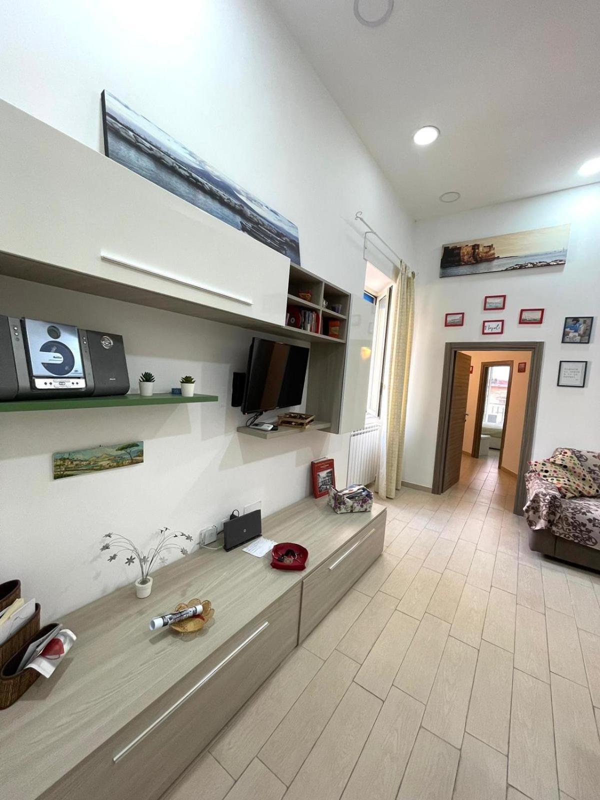 Ginevra'S Apartment Naples Luaran gambar