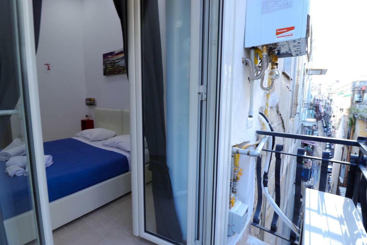 Ginevra'S Apartment Naples Luaran gambar